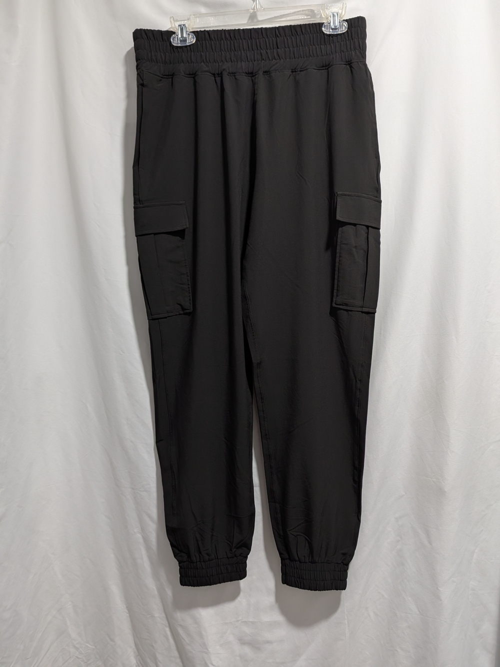 32 Degrees Heat Women's Black Cargo Jogger Pants - Picture 2 of 7